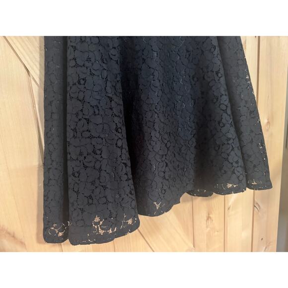 Pringle of Scotland | Black Lace Short Flare Skirt | EU Size 12 (US size 8) - Picture 3 of 14